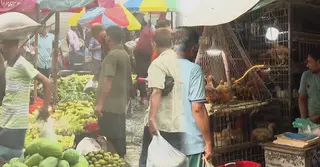 রাজধানীতে সবজি বাজারে স্বস্তি থাকলেও ঊর্ধ্বগতি নিত্যপণ্যের দামে